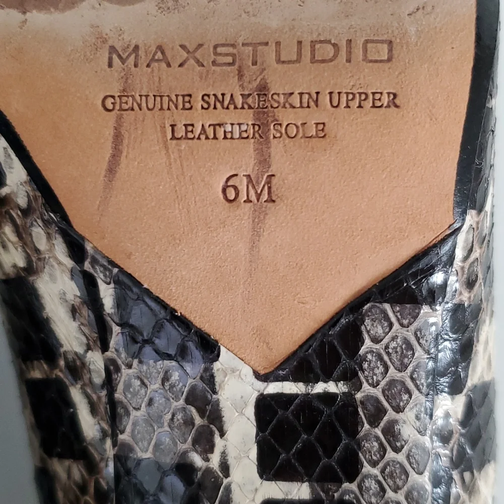 MaxStudio Marabel Snakeskin pumps 6 - Picture 9 of 12